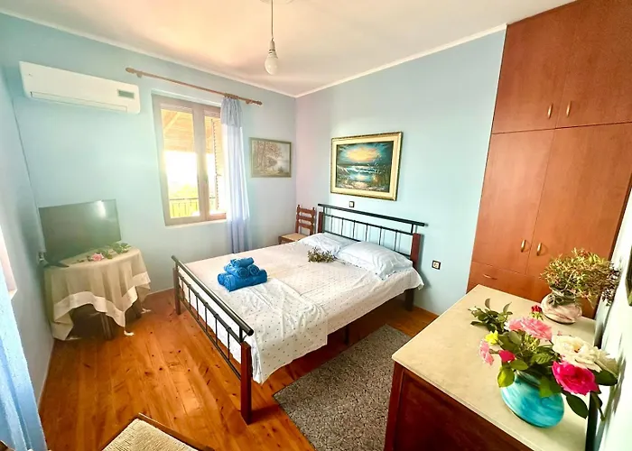 Villa Nestoras Castle