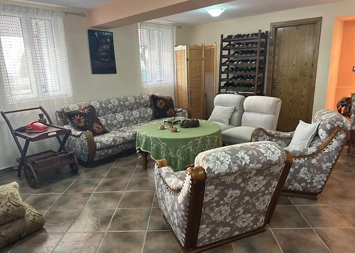 Nestoras Castle Zacharo