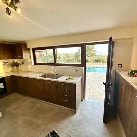 Vila Nestoras Castle