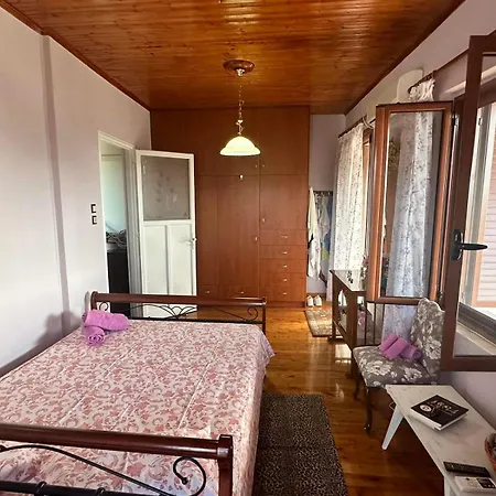 Vila Nestoras Castle