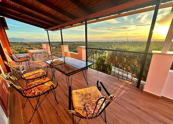 Villa Nestoras Castle