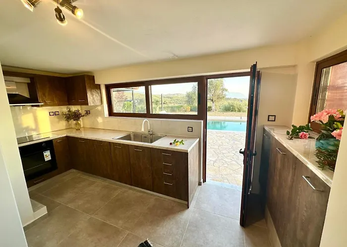 Villa Nestoras Castle